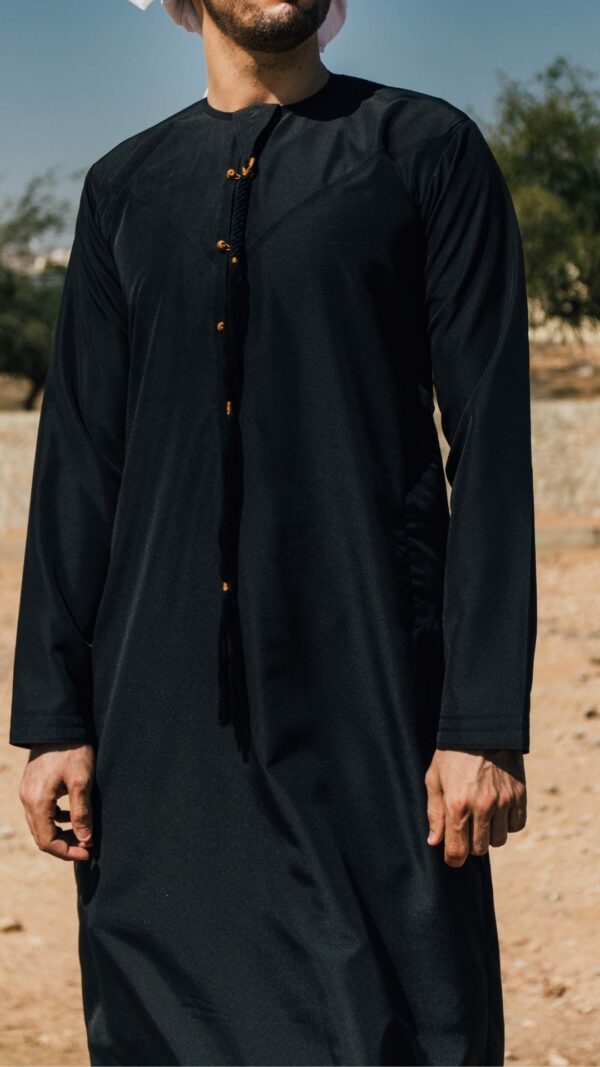 Qamis Emirati Noir Mat