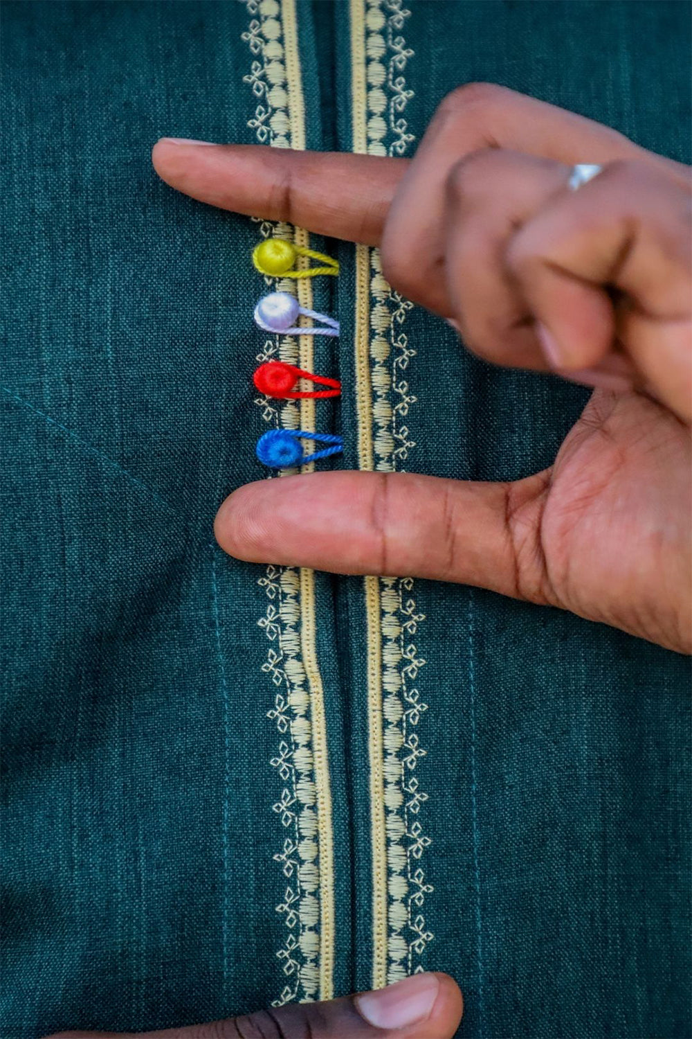 Qamis Omani #269 COMORES