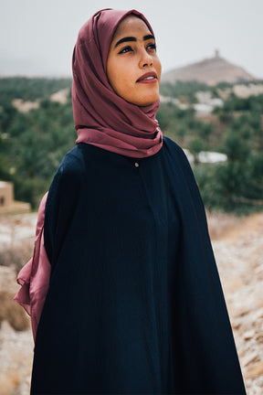 Abaya Amna
